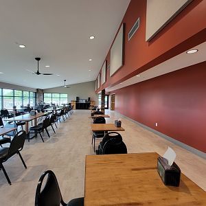 The Wilds - Overlook Cafe indoor area