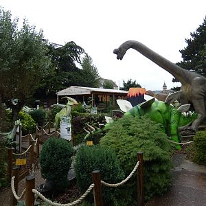 View of dinosaur area - Skegness Aquarium