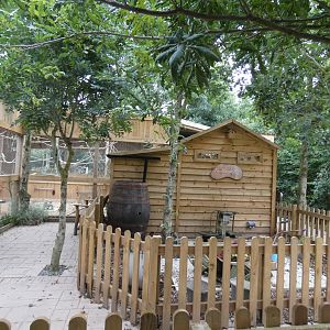 Peaceful Plot aviary