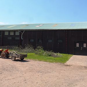 Savanna animal barn, 2023-05-19