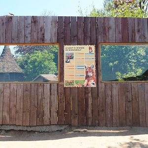 Maned wolf viewing windows, 2023-05-19