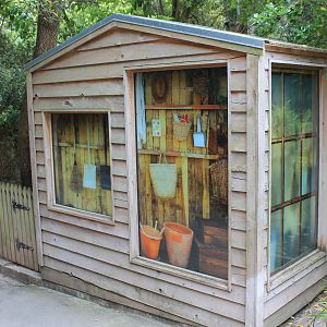 Gardening Shed no-longer-enclosure