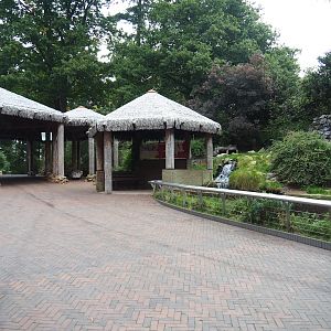 Walkway near entrance with penguin viewing areas and shelter, 2023-10-07