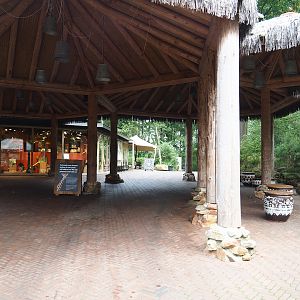 Shelter and gift shop, 2023-10-07