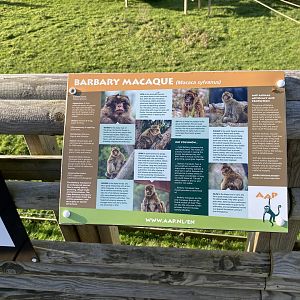 Jimmy's farm, macaque signage