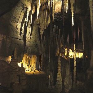 Tunnel between Desert and Bush - Mock karst cave, 2023-10-07