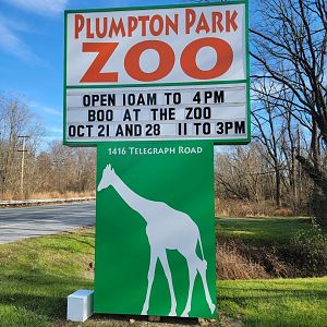 Plumpton Park - Entrance sign