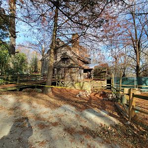 Plumpton Park - Side of gift shop