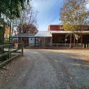 Plumpton Park - Building I think I missed on my previous visit?