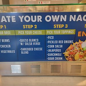 Adventure Aquarium - Lots of nacho options