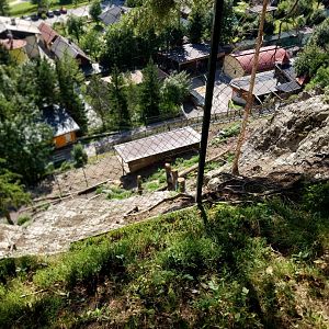 Der Weisser Zoo & Kameltheater Kernhof - Alpine ibex enclosure & Tiger holding