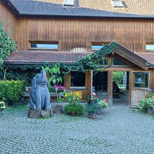 Tiergarten Walding - Courtyard - Former elephant barn
