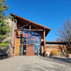 Akron Zoo - Entrance