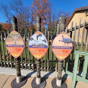 Akron Zoo - Pride of Africa signage example