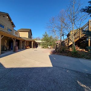 Akron Zoo - Grizzly Ridge main area