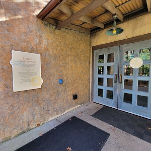 Akron Zoo - Madagascar entrance