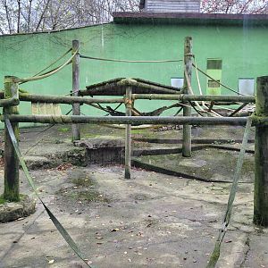 Former chimpanzee exhibit -Zoo de Santillana del Mar (2023)