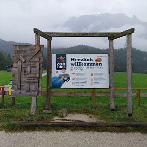 Ebbs Raritätenzoo - Parking lot