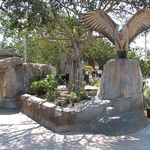 Elephant Odyssey - Teratorn Statue