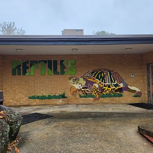 Birmingham Zoo - Reptile house entrance