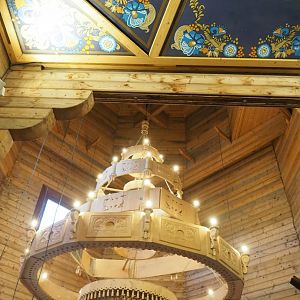 Russian restaurant Izba interior - Chandelier and ceiling paintings, 2023-05-15