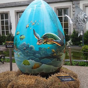 Giant Easter egg with marine animal paintings, 2023-05-15