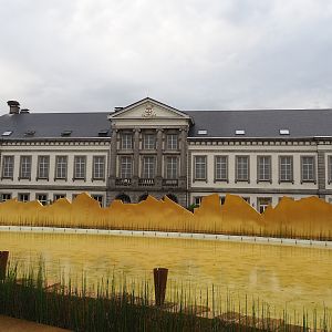 Edge of the "Egg of the World" entrance area and 1852 castle aquarium building, 2023-10-13