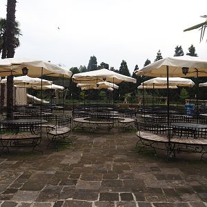 Sitting area, 2023-10-13