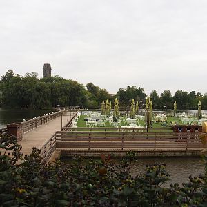 Bar Du Lac pontoon terrace on lake, 2023-10-13