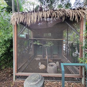 Santa Ana Zoo - Unsigned, empty? exhibit