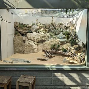 Sidewinder enclosure