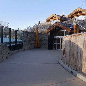 Wild Canada: BFF RL River Otter Exhibits with Overhead Connection