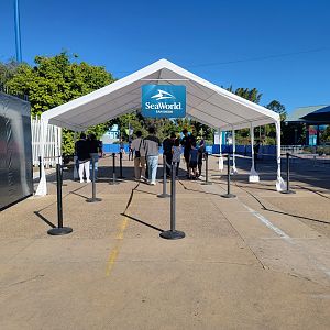 SeaWorld San Diego - Temporary entrance
