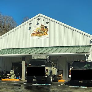 Little Ponderosa Zoo - Entrance