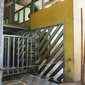 Asian elephant separation stall and care box, 2023-04-30