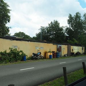 Building with theming at the entrance of the car safari, 2023-08-15