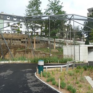 Birdhouse - Walk-through aviary