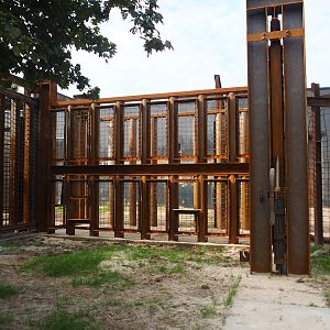 African bush elephant training and care shute, 2023-08-15