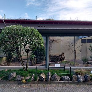 Cultivated landscape aviary