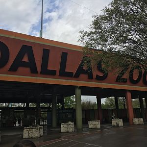 Dallas Zoo Entrance