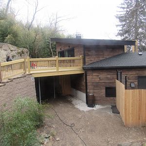 the red panda building and the space between it and the shrunken red-crowned crane enclosure