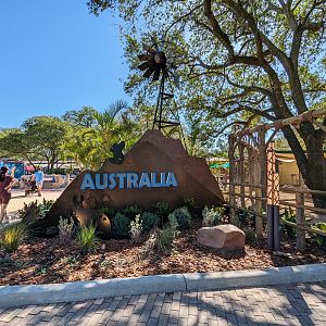 Australia - new entrance sign