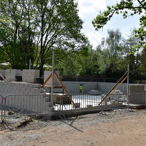 Construction lion house