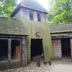 Entrance to bear forest viewing bridge, 2023-08-17