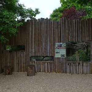 Fossa enclosure