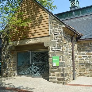 KidZooU - Faris Family Education Center