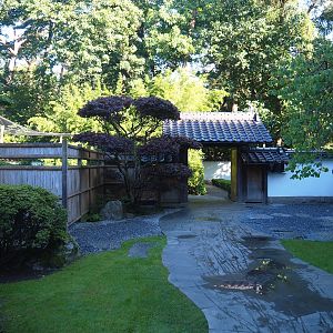 Japanese garden - Gate to area with Red-crowned crane exhibit, 2023-09-24