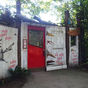 Entrance to smaller covered viewing area for Snavelrijk ('Kingdom of Beaks') aviary, 2023-09-24
