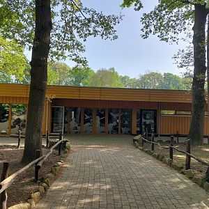 New Zooschool building (including new terrarium room)