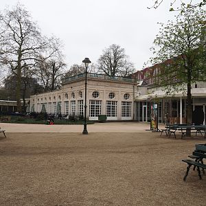 Louis XVI pavilion/Grand Café Flamingo and gift shop, 2023-04-08